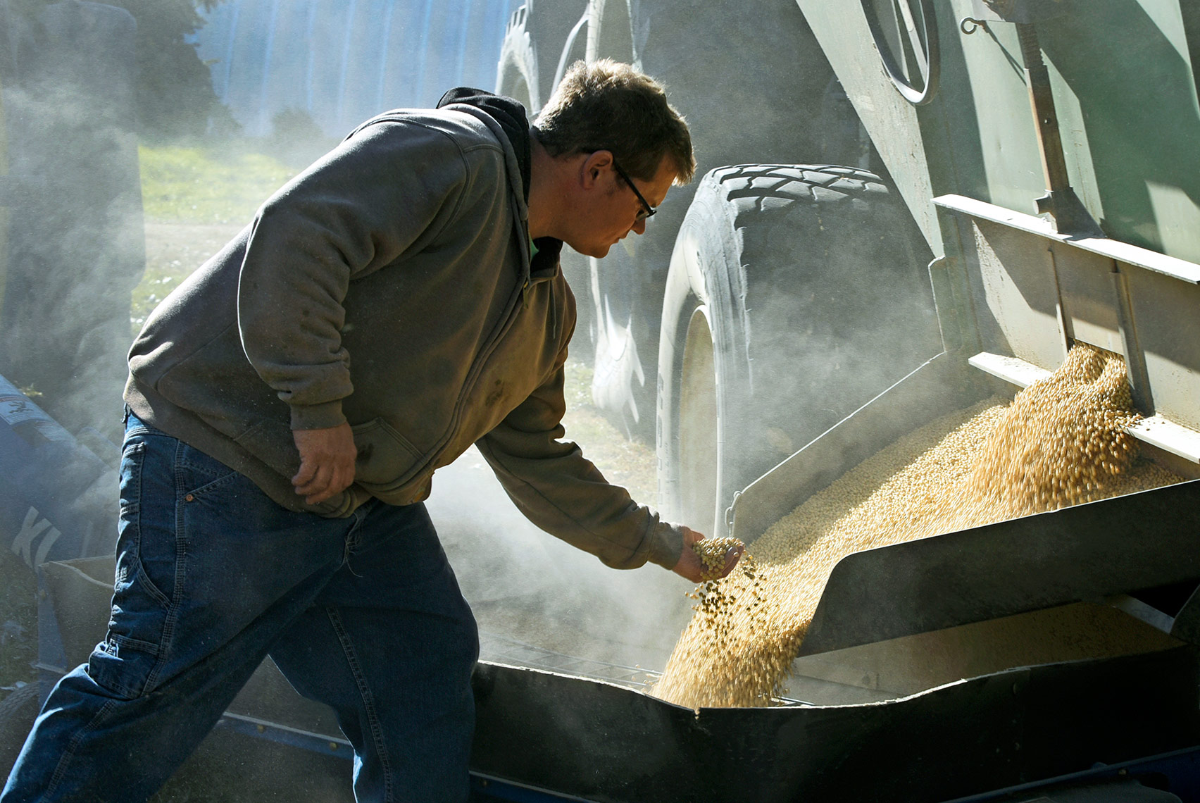 A South Dakota soybean farmer photographed by Fargo commercial + editoiral photographer Dan Koeck.